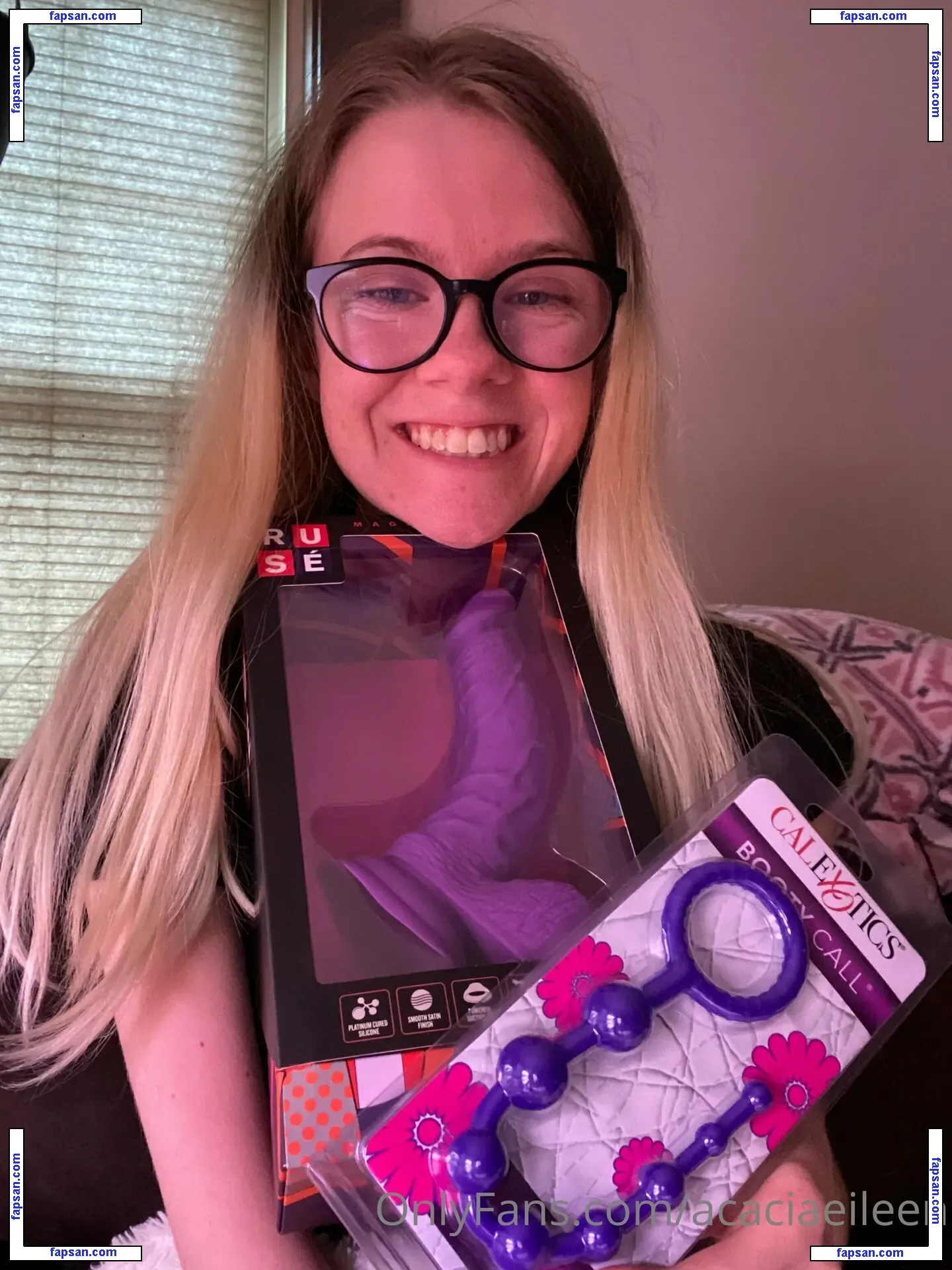 Acacia Eileen голая фото #0089 с Онлифанс