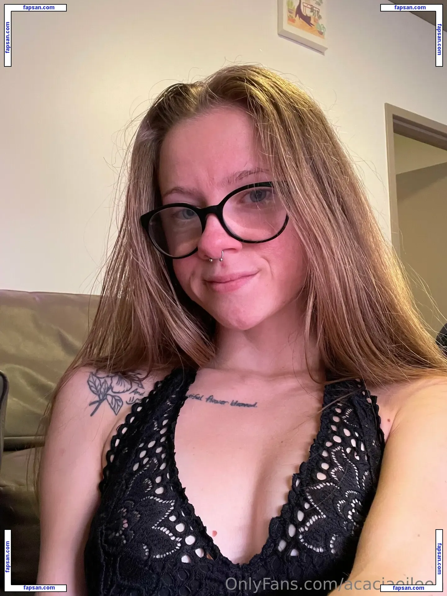 Acacia Eileen голая фото #0139 с Онлифанс