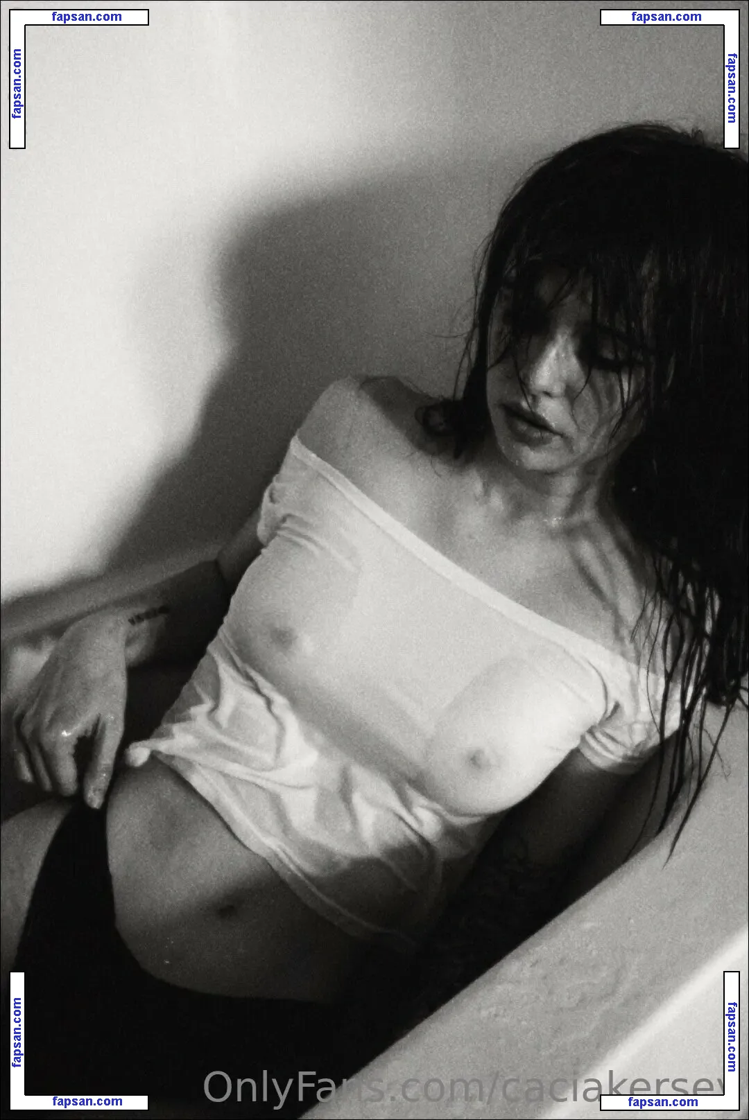 Acacia Kersey голая фото #0091 с Онлифанс