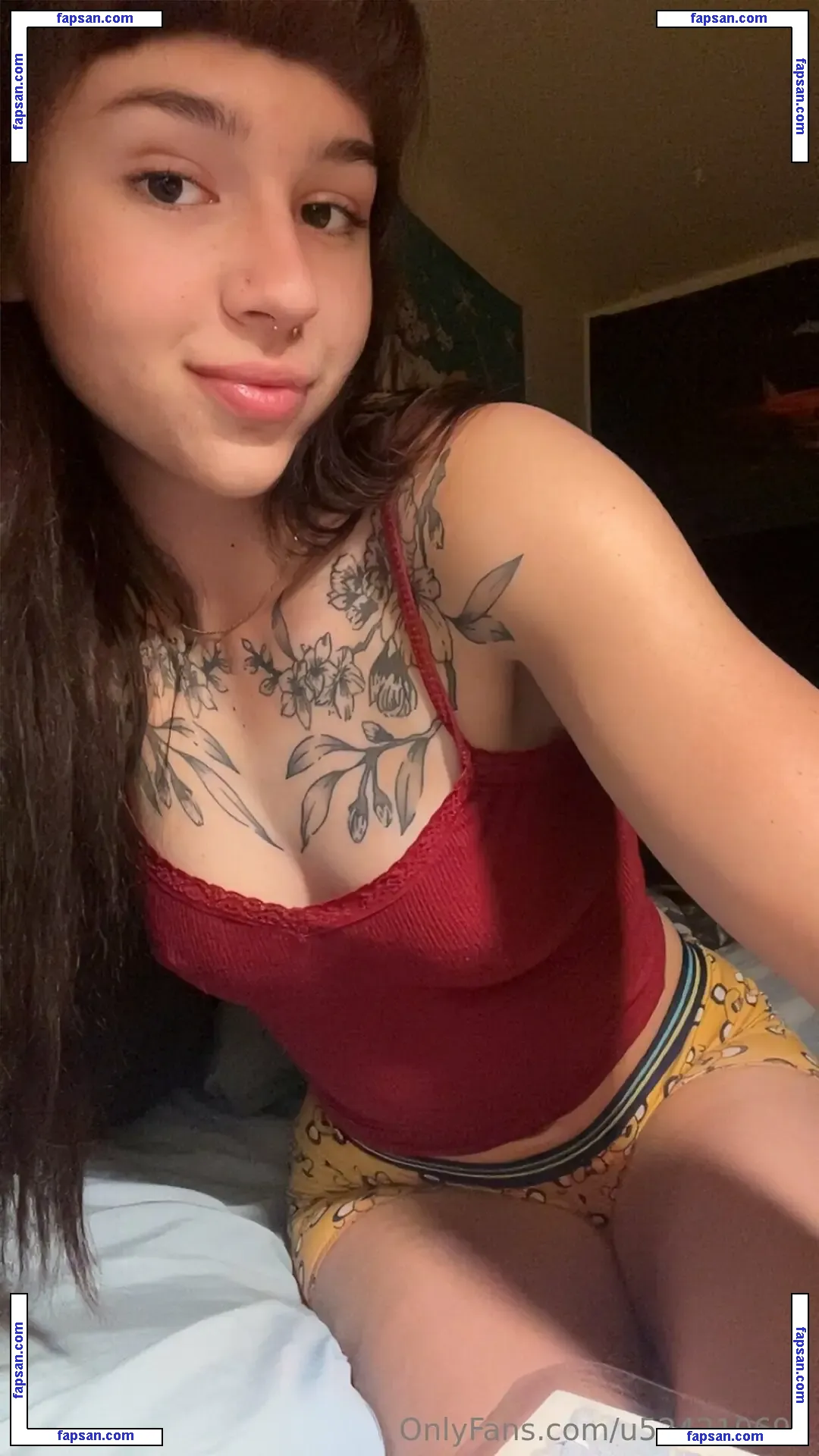 Adalyn Dean голая фото #0002 с Онлифанс