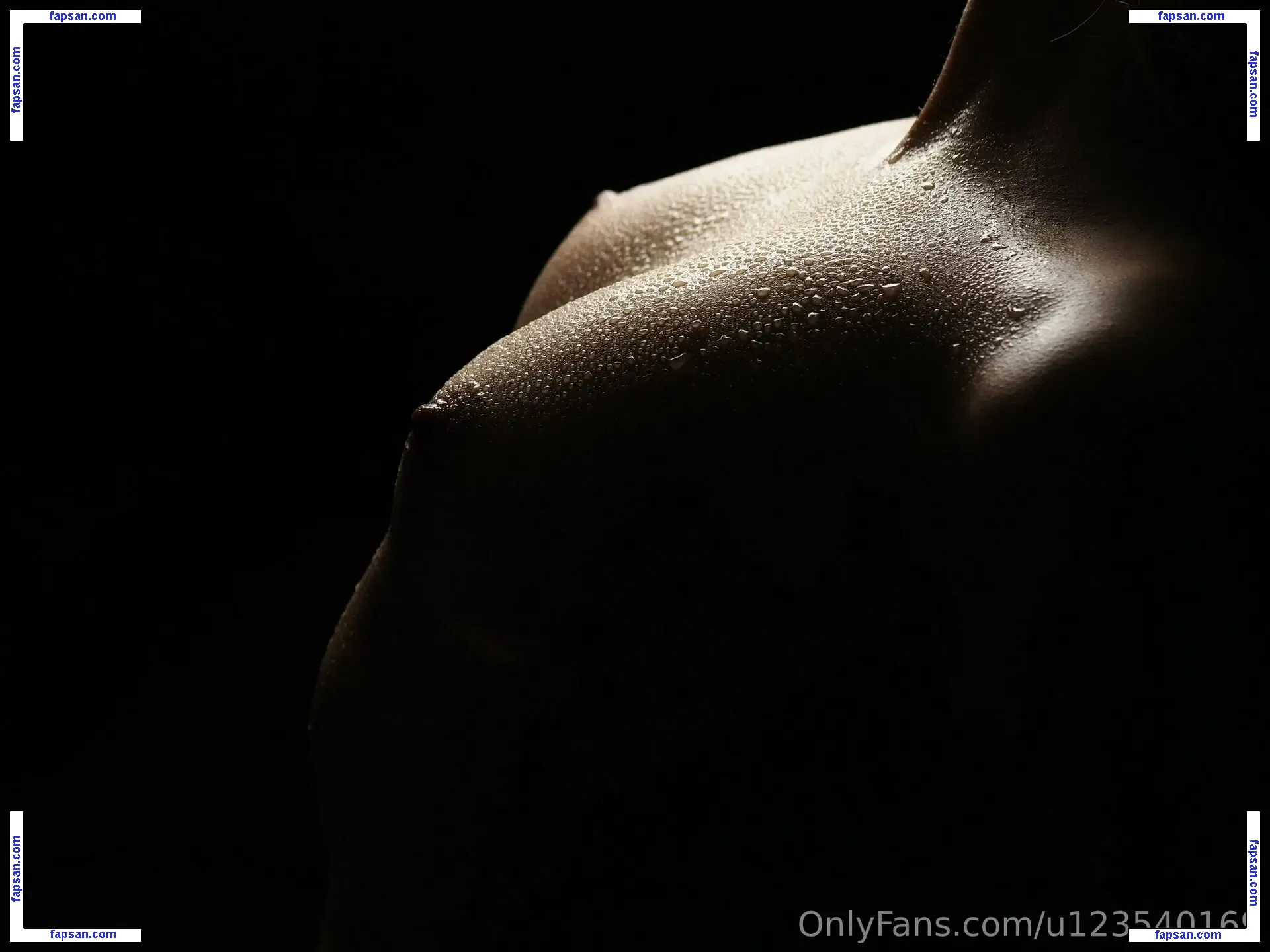 Adel Schmitz nude photo #0005 from OnlyFans