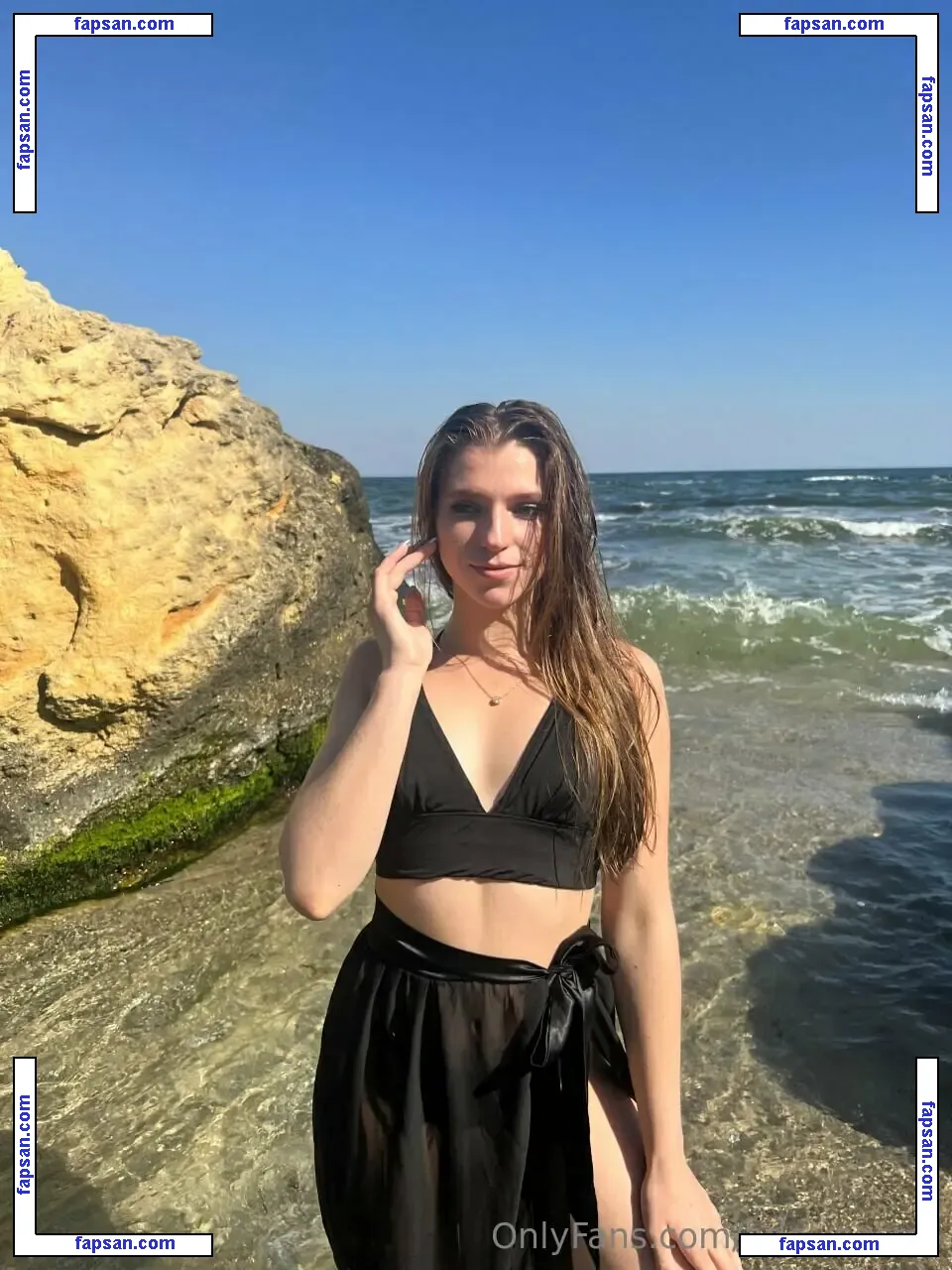 adel_secret nude photo #0016 from OnlyFans