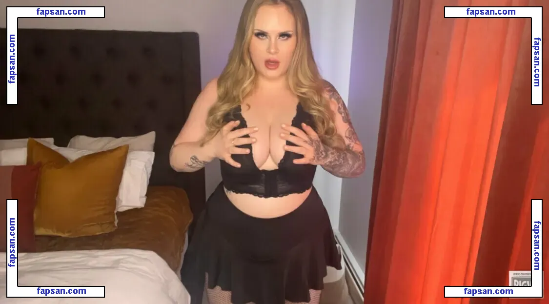 adoreashlynn nude photo #0009 from OnlyFans