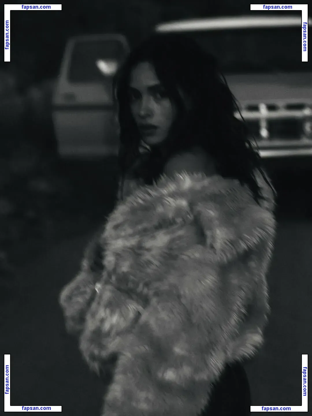 Adria Arjona голая фото #0382 с Онлифанс