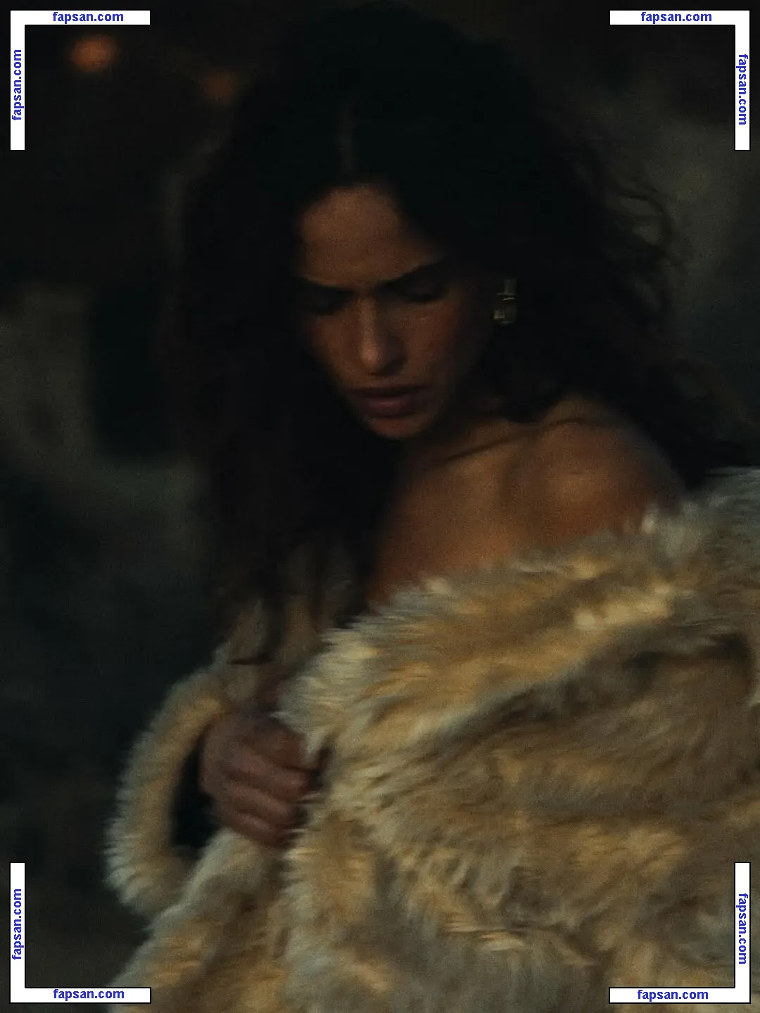 Adria Arjona голая фото #0383 с Онлифанс