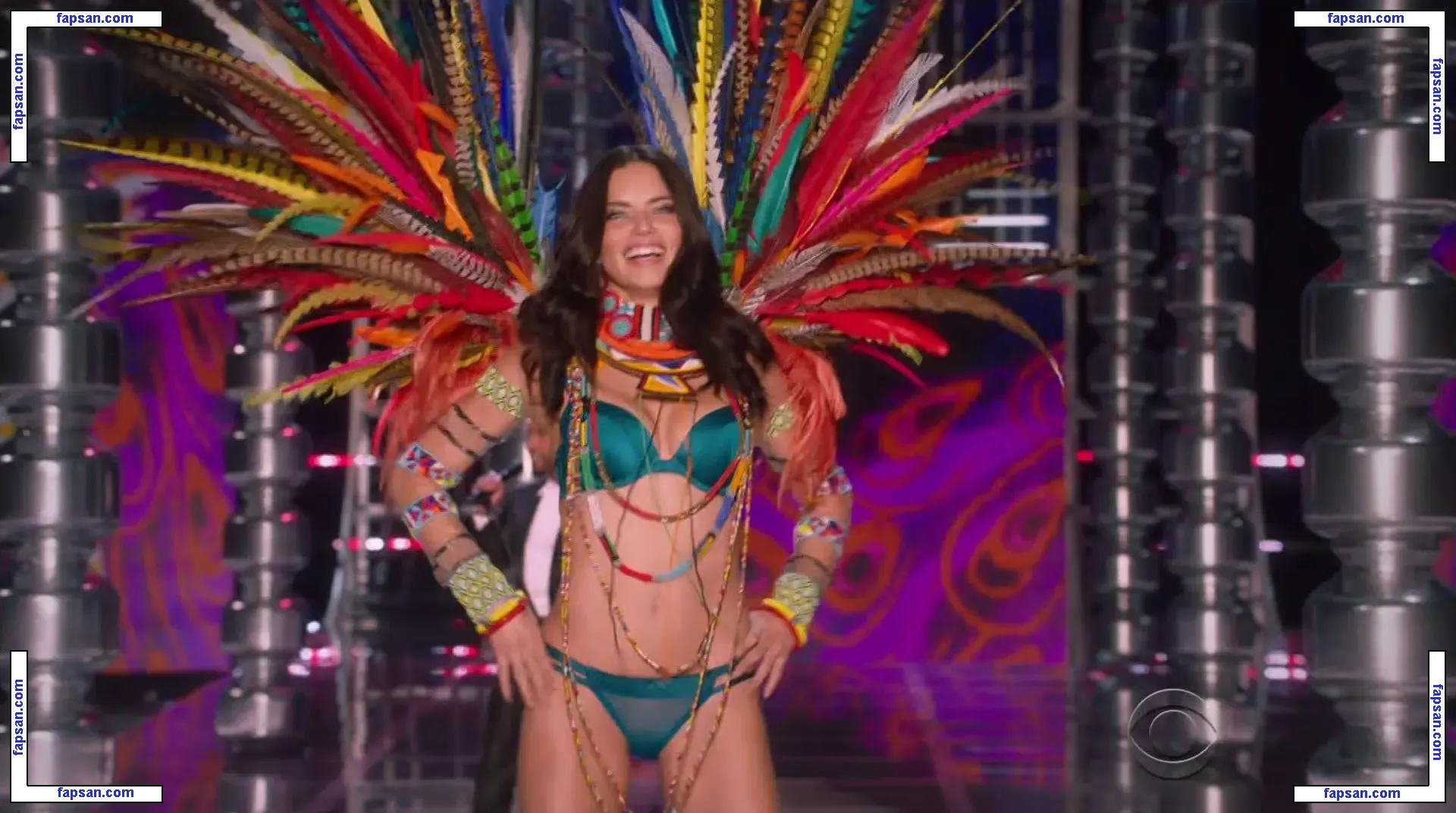 Adriana Lima голая фото #1382 с Онлифанс