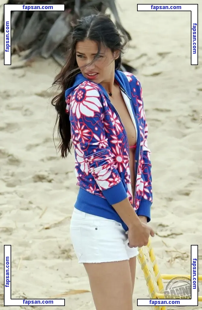 Adriana Lima голая фото #3386 с Онлифанс