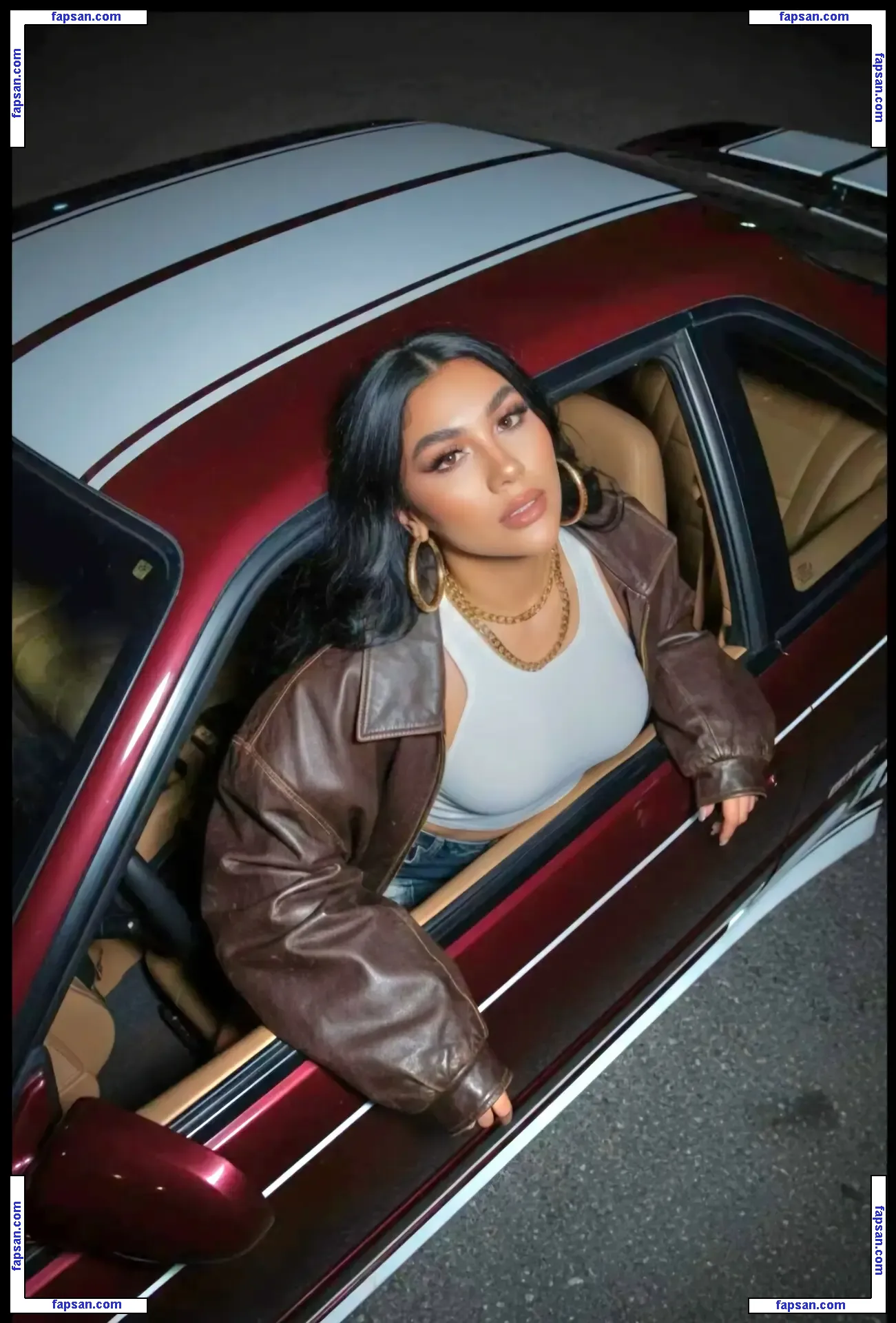 Adrianalobo голая фото #0008 с Онлифанс