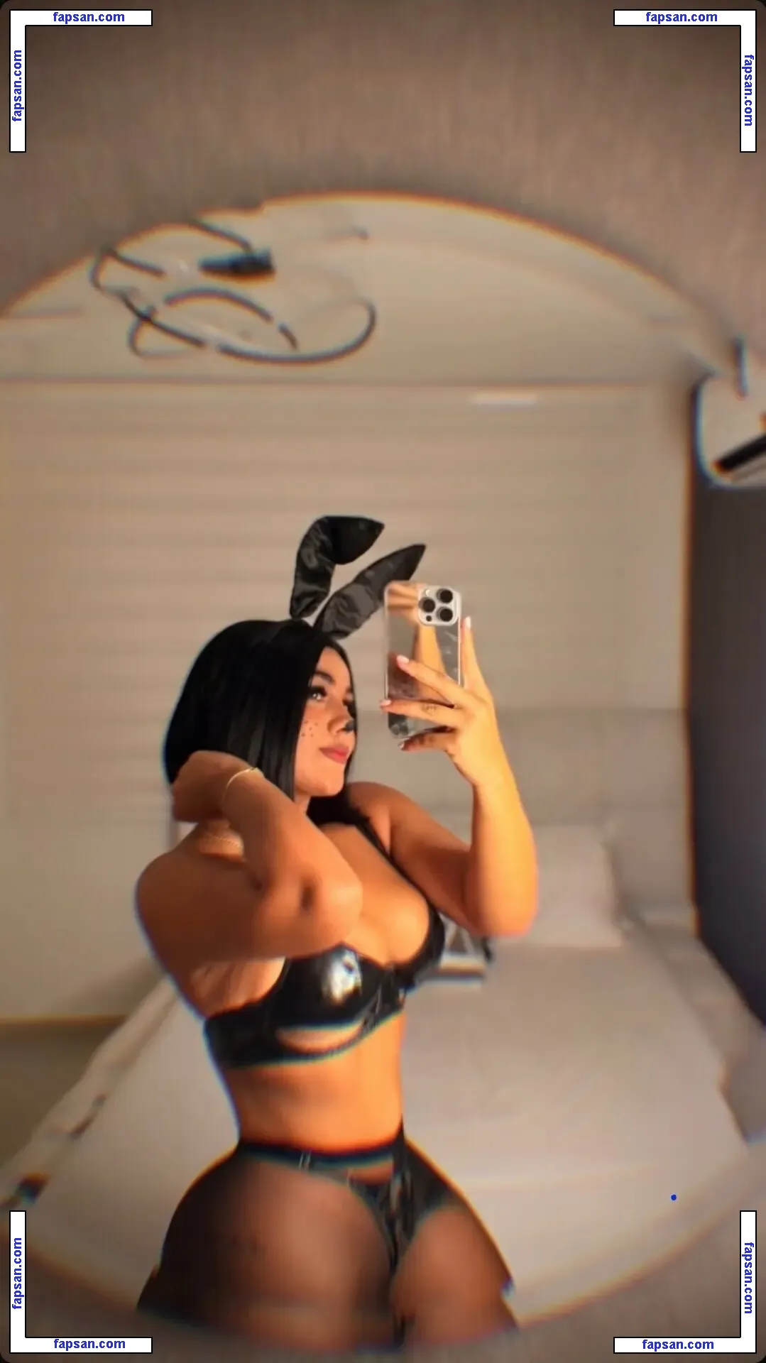 Adrianalobo голая фото #0010 с Онлифанс