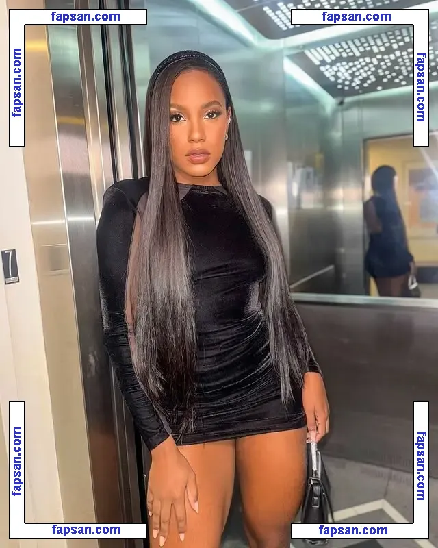Adriele Souza nude photo #0020 from OnlyFans