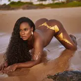 Adriele Souza nude #0011