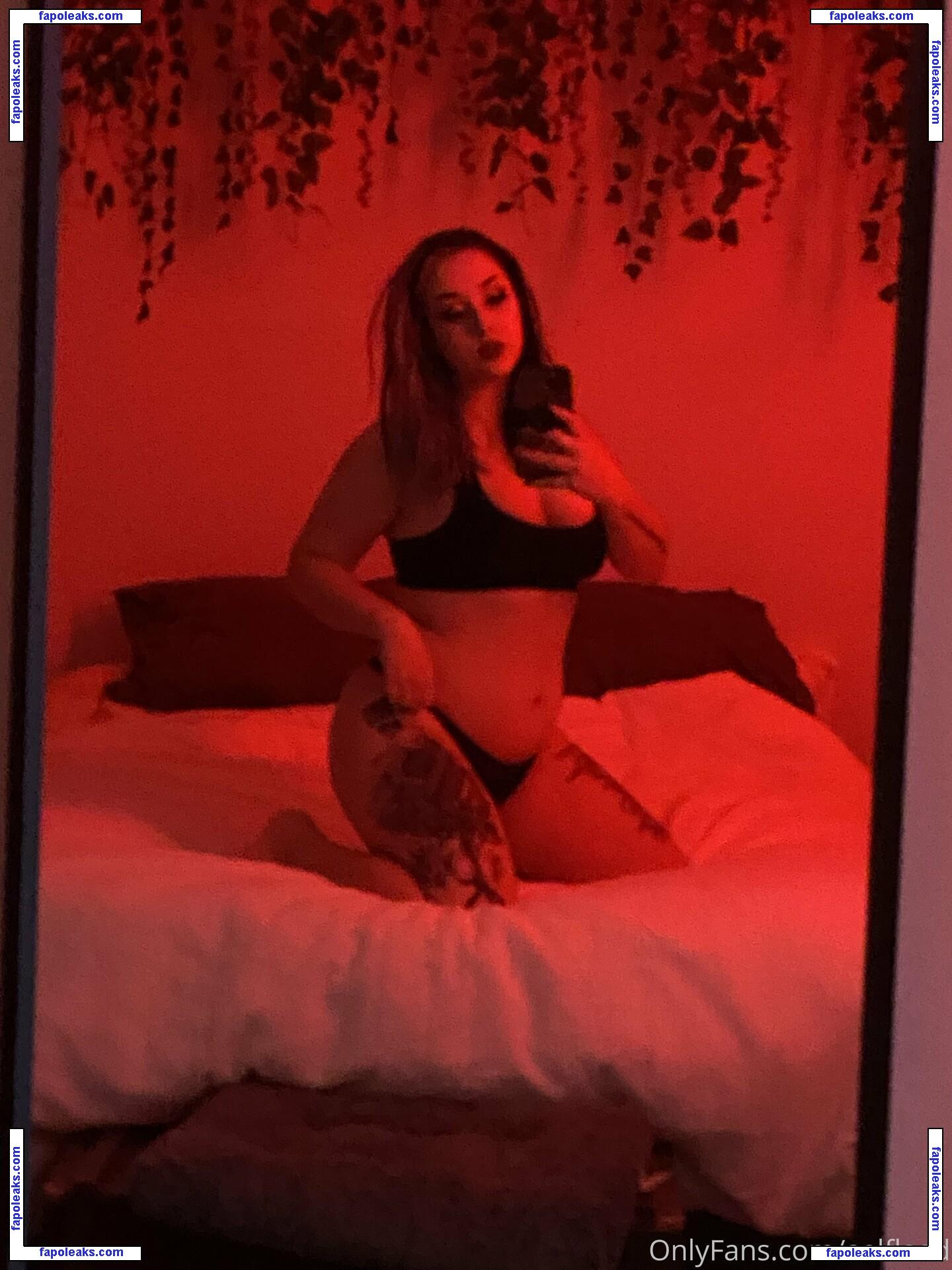 aelflaed / aelflaedxo nude photo #0008 from OnlyFans