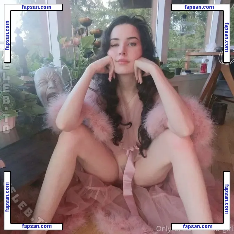 aellaslife голая фото #0018 с Онлифанс