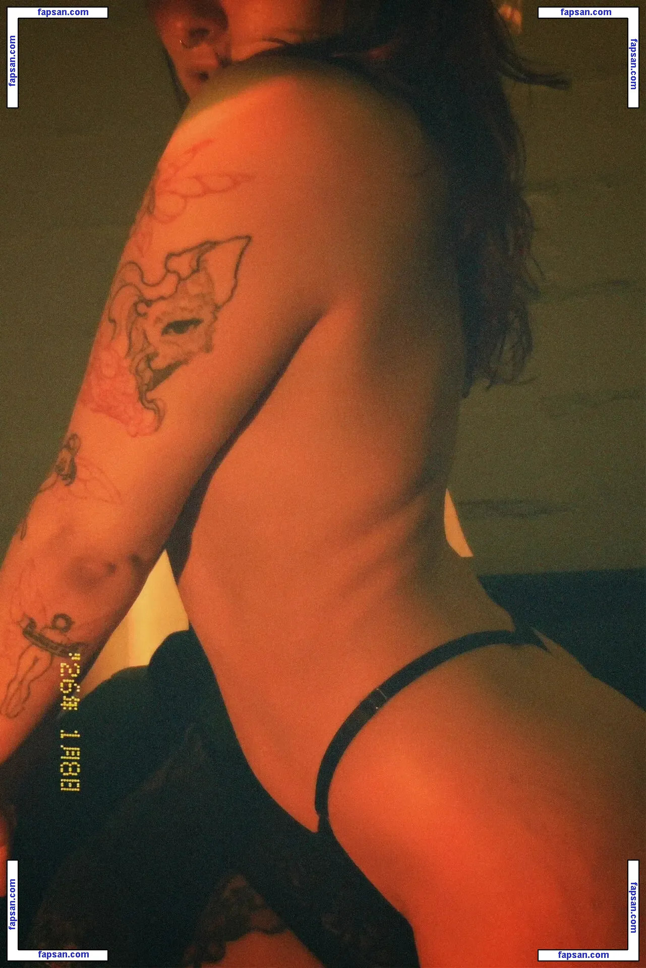 aestettics голая фото #0017 с Онлифанс