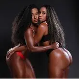 Afrolatina голая #0076