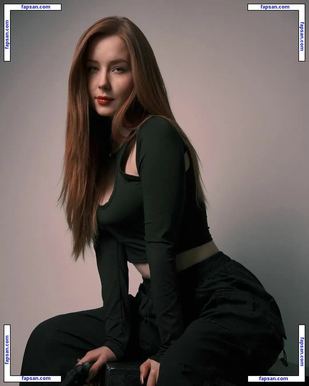 Agent Nesty nude photo #0012 from OnlyFans