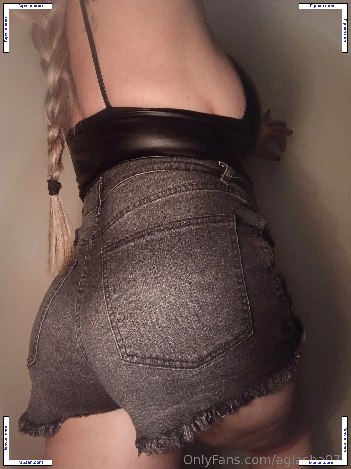 aglasha072 nude photo #0003 from OnlyFans