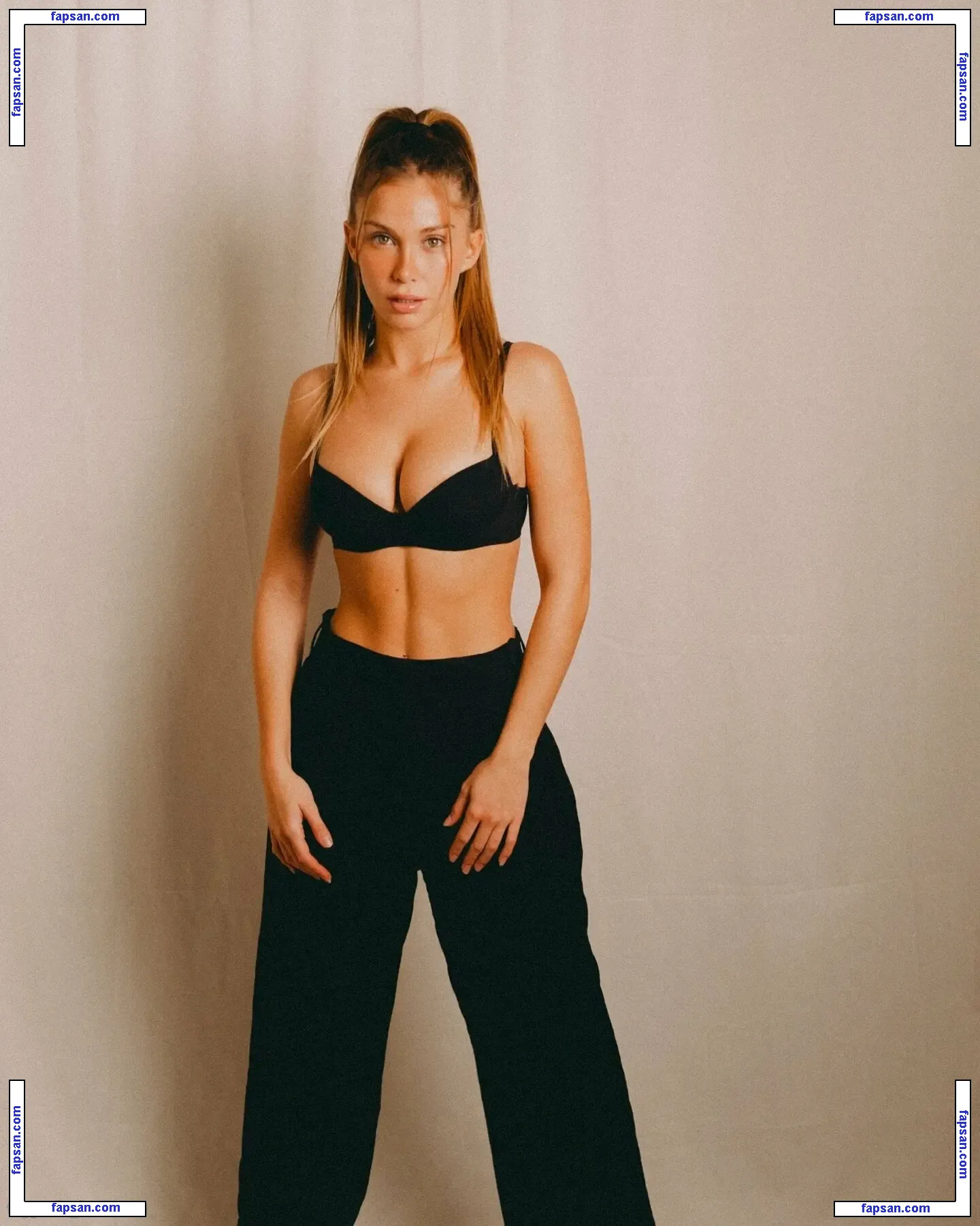 Agos Arias nude photo #0011 from OnlyFans