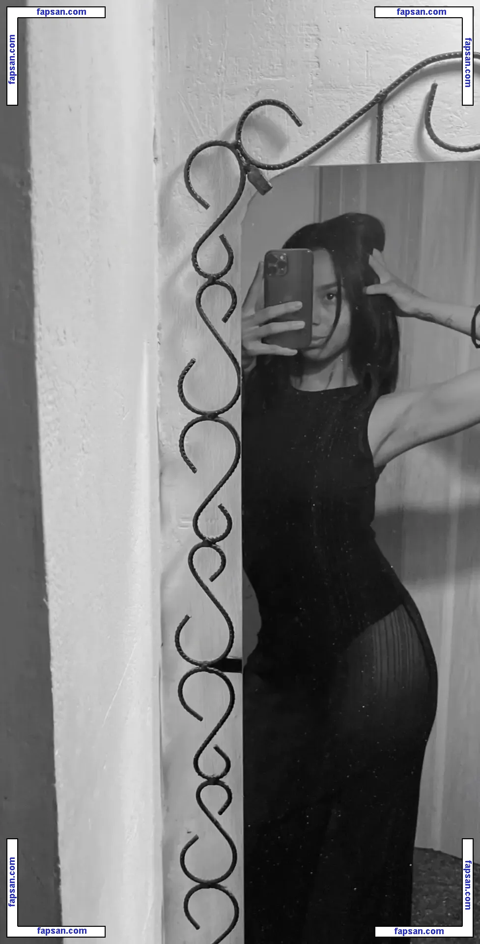 Agostorrent голая фото #0001 с Онлифанс