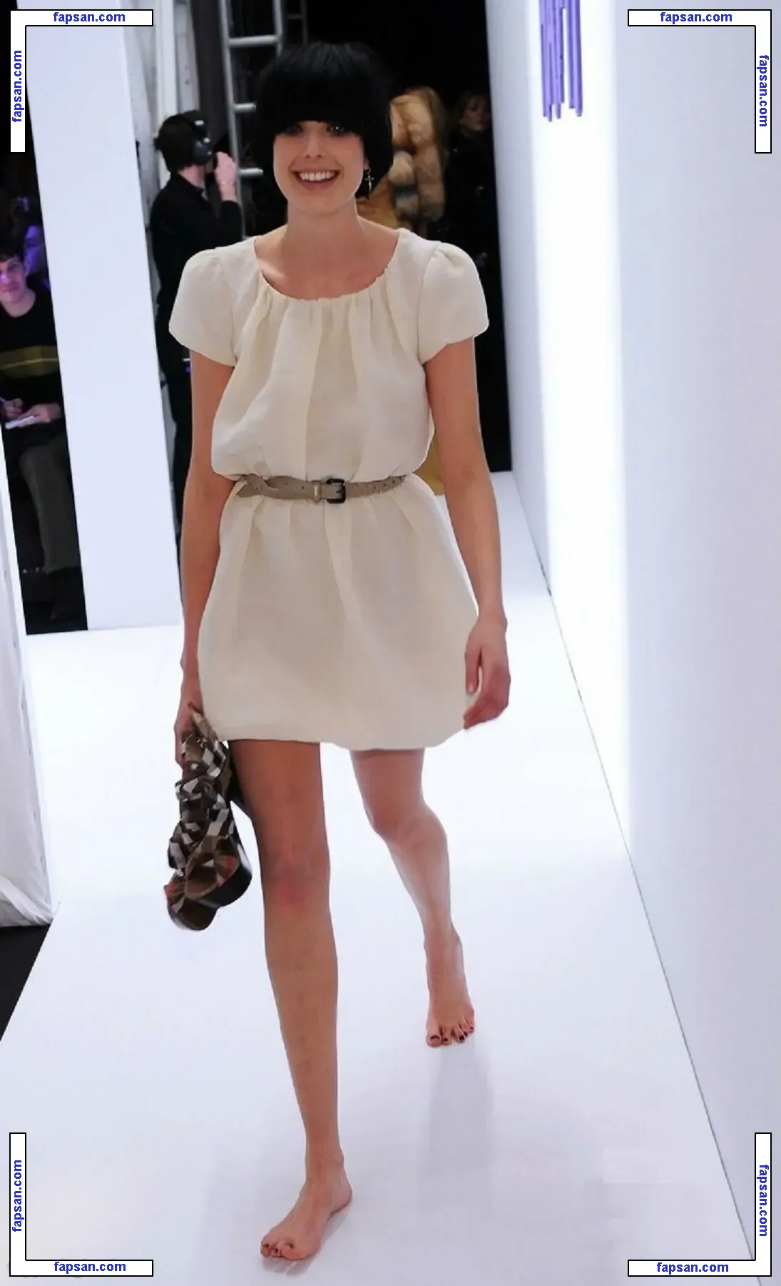 Agyness Deyn голая фото #0094 с Онлифанс