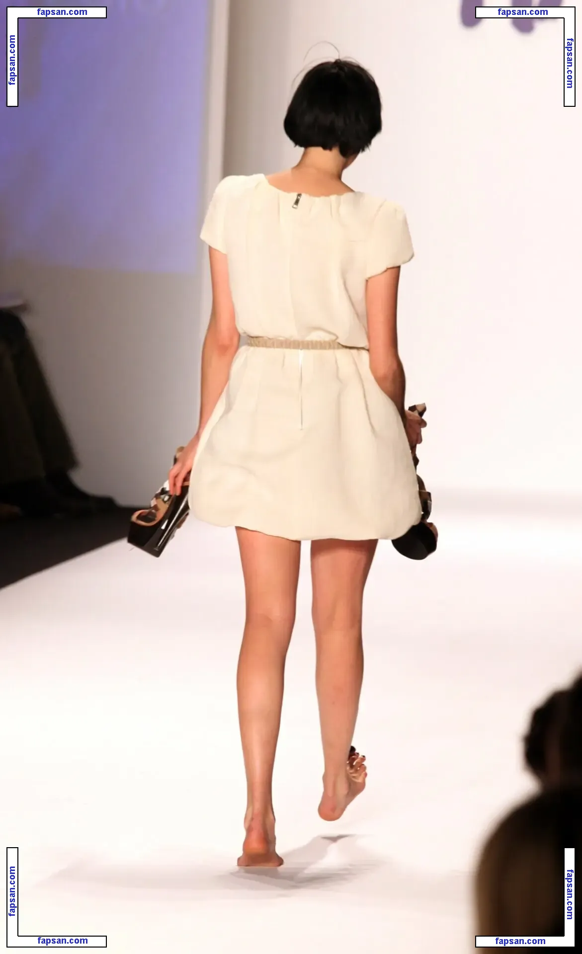 Agyness Deyn голая фото #0098 с Онлифанс