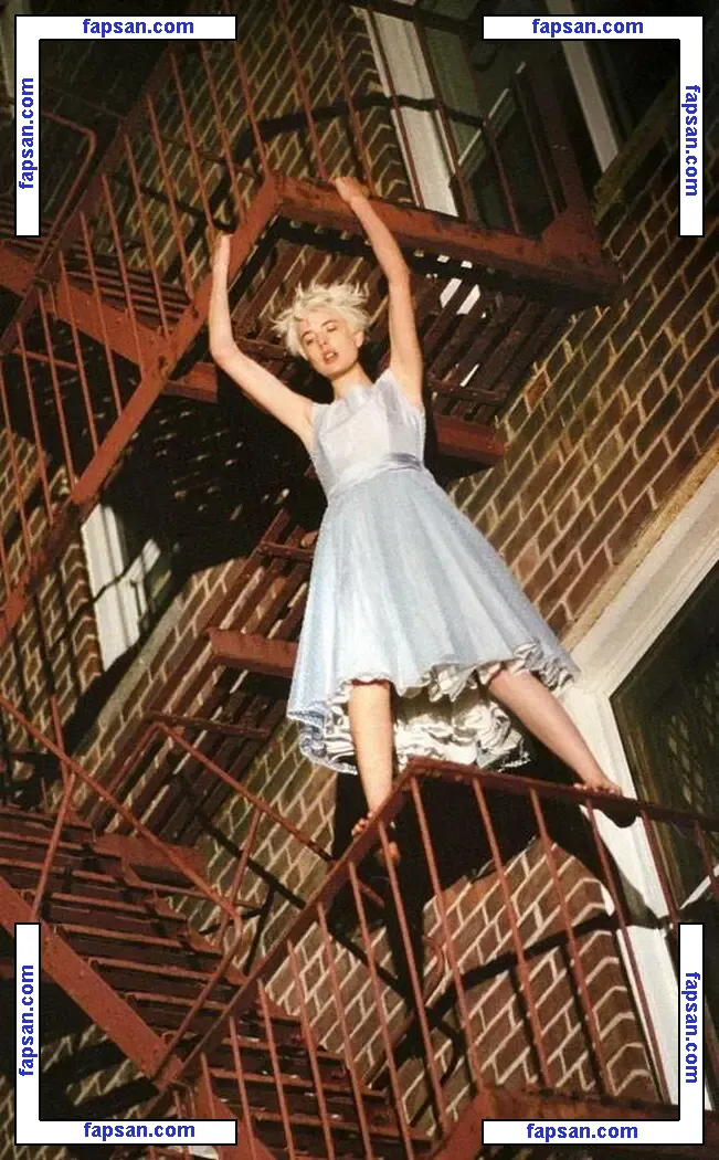 Agyness Deyn голая фото #0101 с Онлифанс