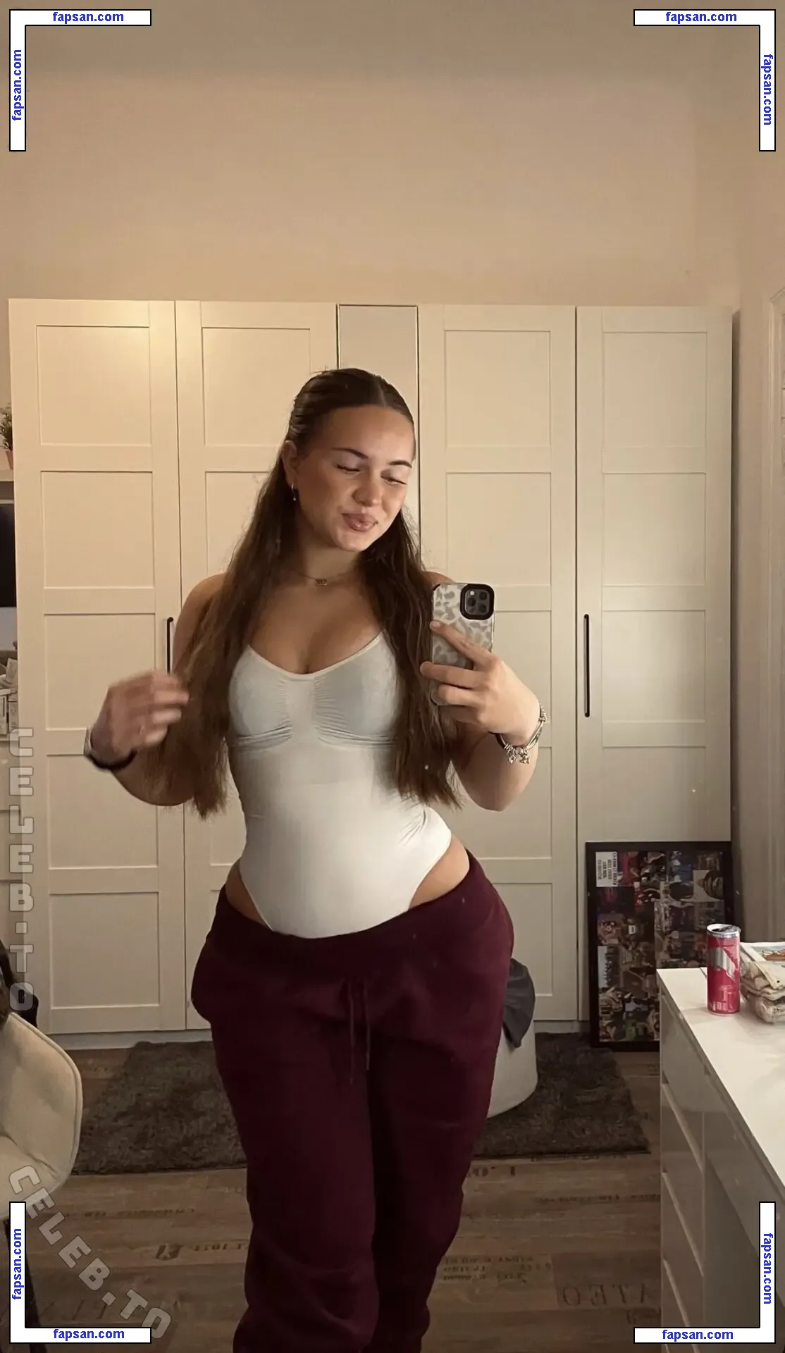 aileen.slf голая фото #0019 с Онлифанс