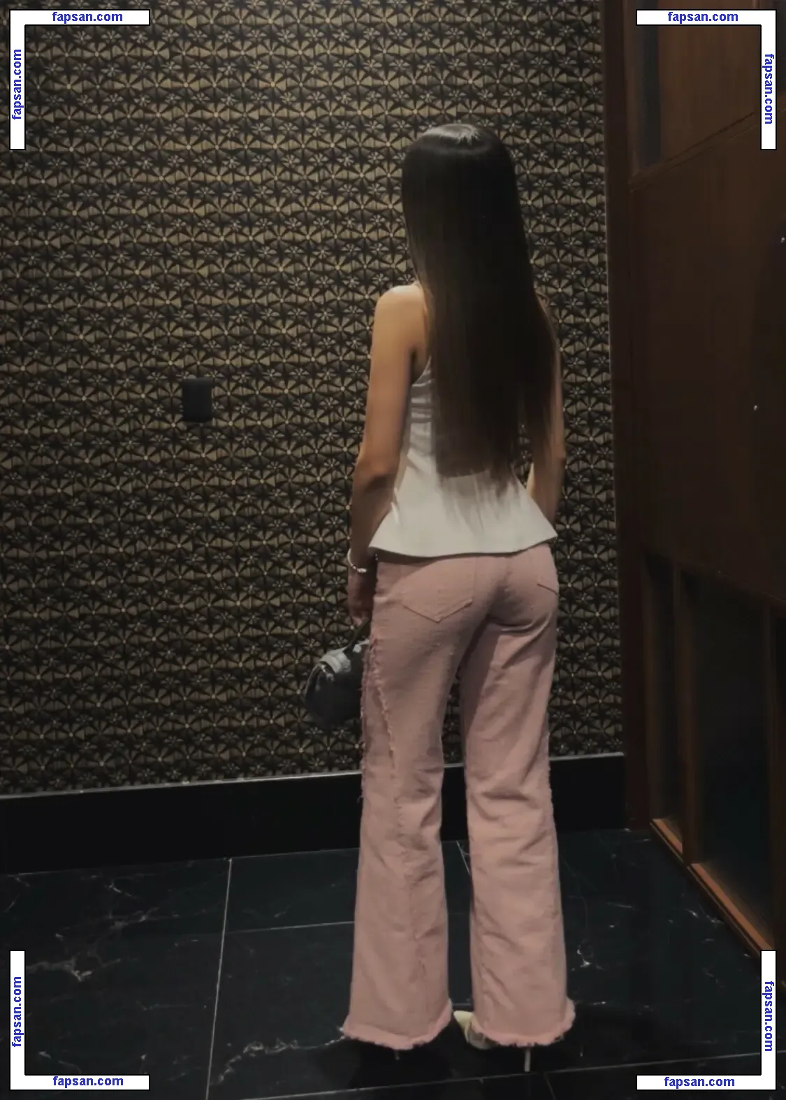 Aimee Danel голая фото #0003 с Онлифанс