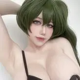 Ain Guyen nude #0015