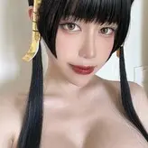 Ain Guyen nude #0017