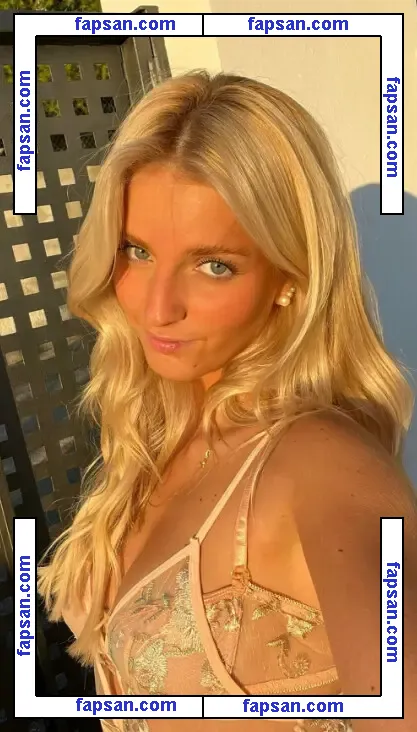 Aina Barcons nude photo #0047 from OnlyFans