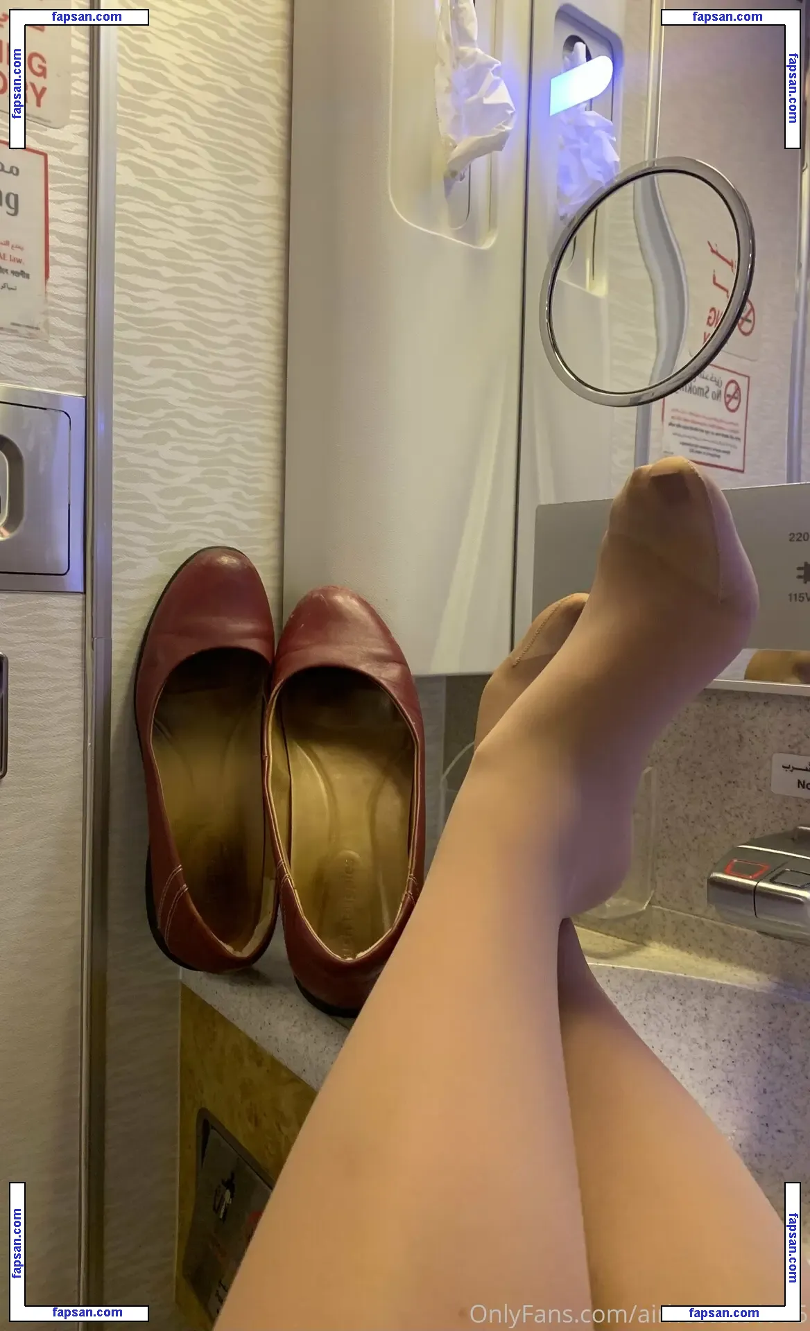 airhostess1995 / travel_is_my_therapy777 nude photo #0006 from OnlyFans