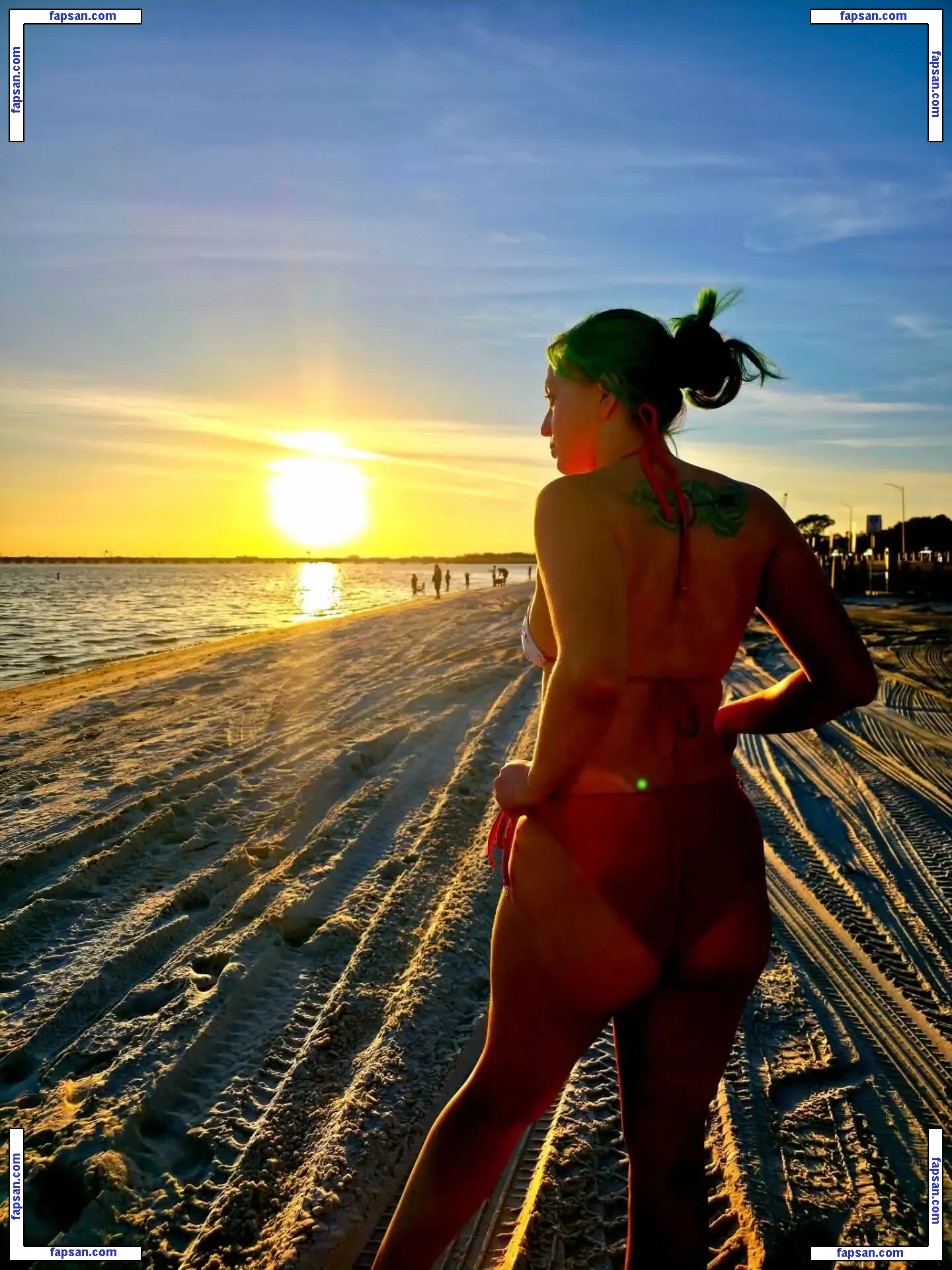 Airica Demia nude photo #0105 from OnlyFans