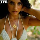 Aislinn Derbez nude #0047