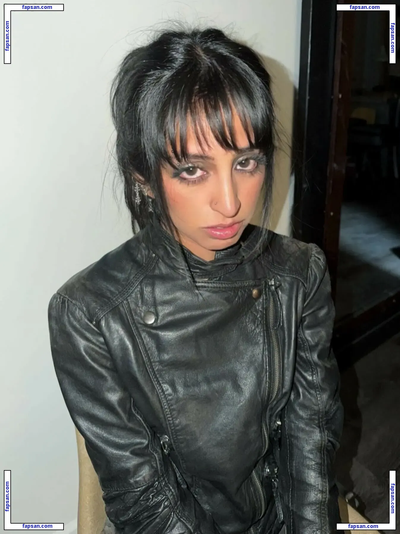 Aislinn Ritchie nude photo #0005 from OnlyFans