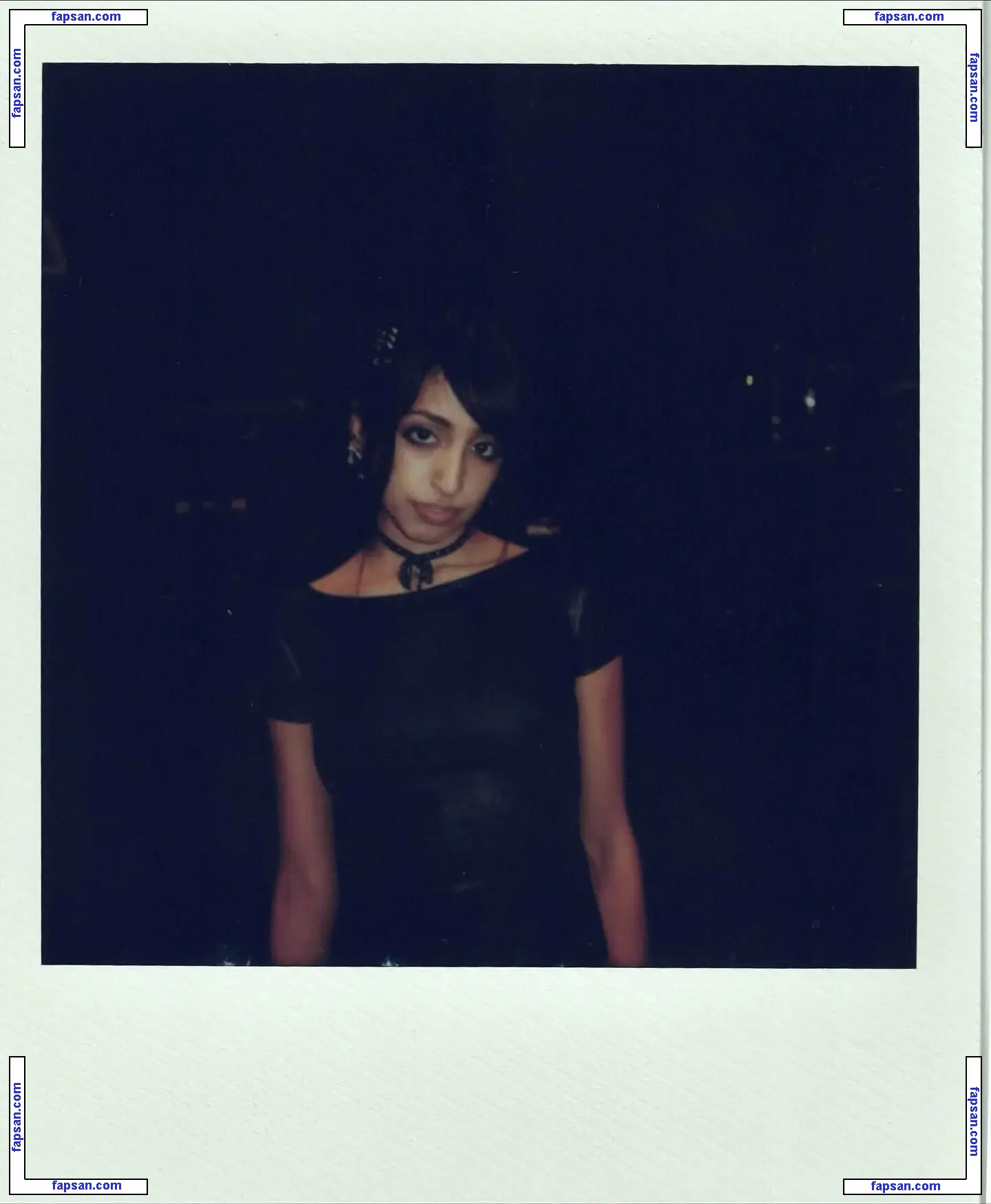 Aislinn Ritchie голая фото #0020 с Онлифанс