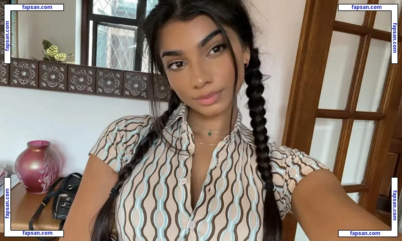 aixshk nude photo #0007 from OnlyFans