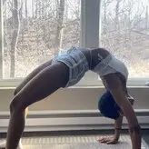 Akiras Peach nude #0008