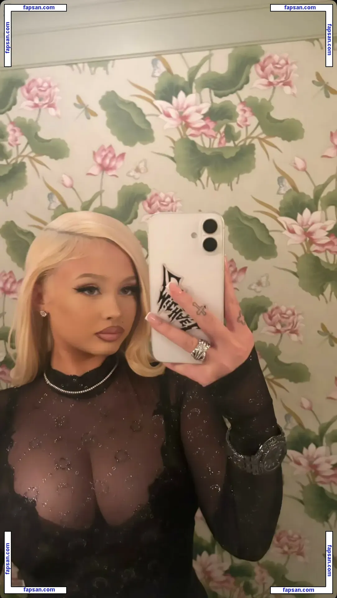 Alabama Barker nude photo #0011 from OnlyFans