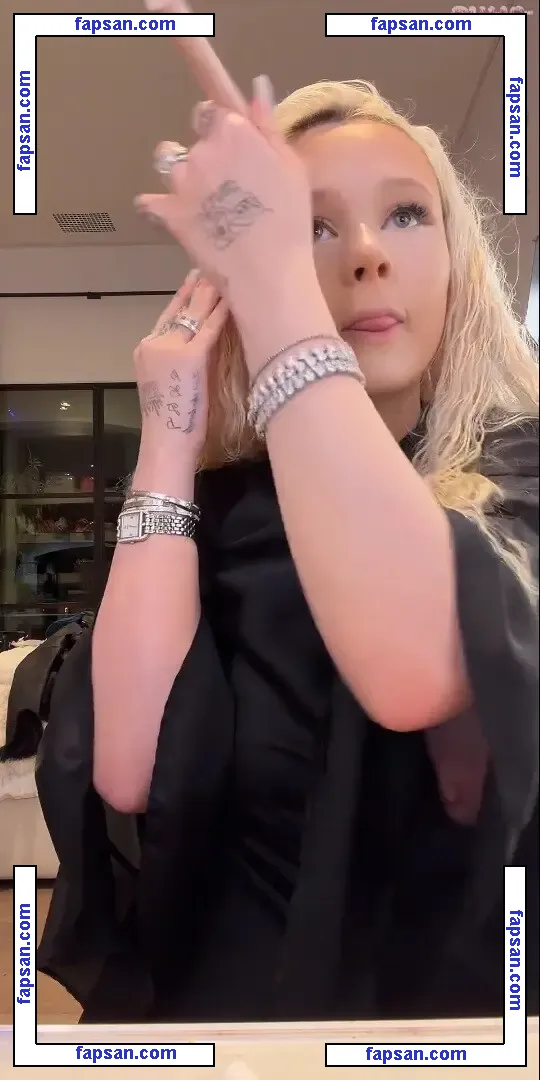 Alabama Barker nude photo #0022 from OnlyFans