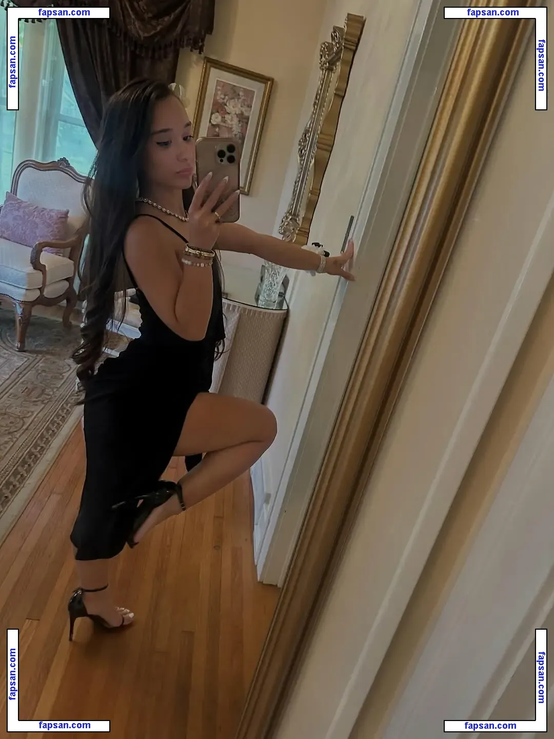 Alahnaly nude photo #0703 from OnlyFans