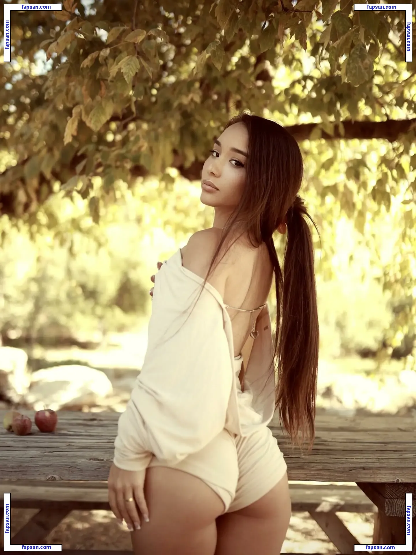 Alahnaly nude photo #0717 from OnlyFans