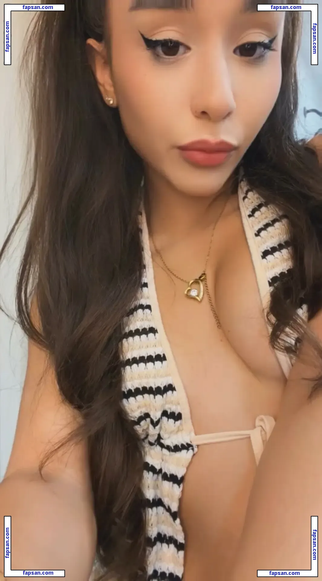 Alahnaly nude photo #0783 from OnlyFans