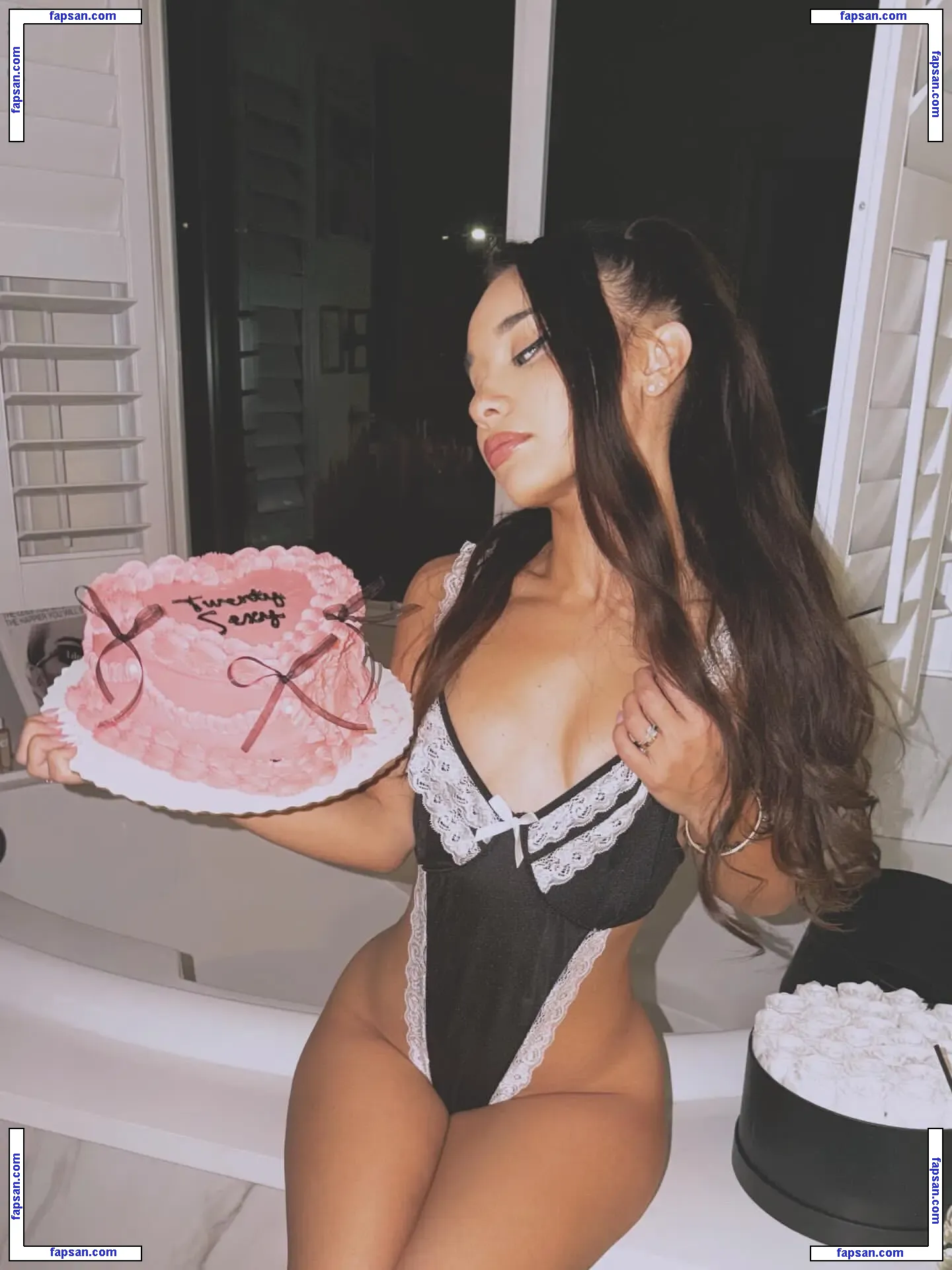 Alahnaly nude photo #0791 from OnlyFans