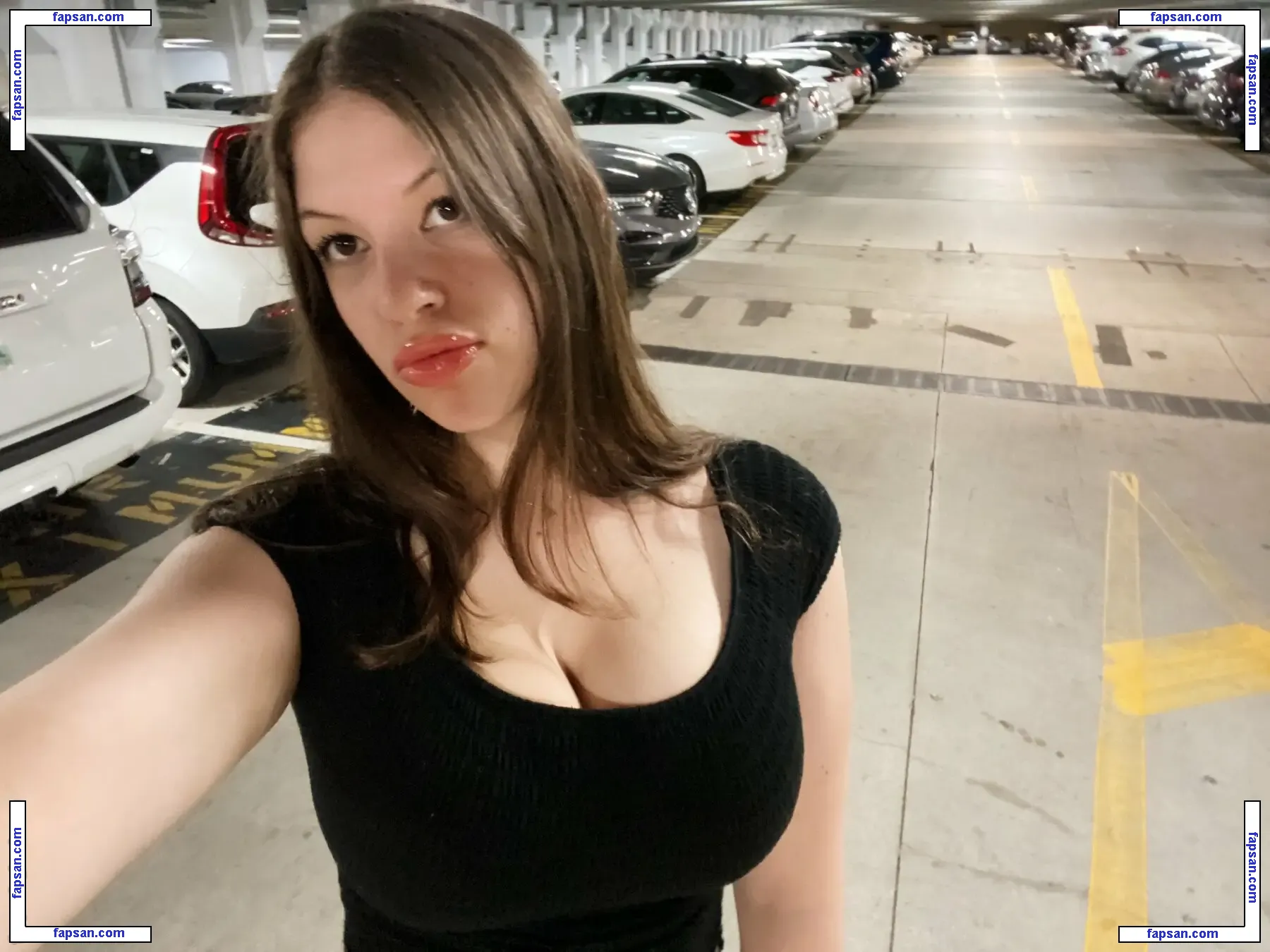Alana Z nude photo #0021 from OnlyFans