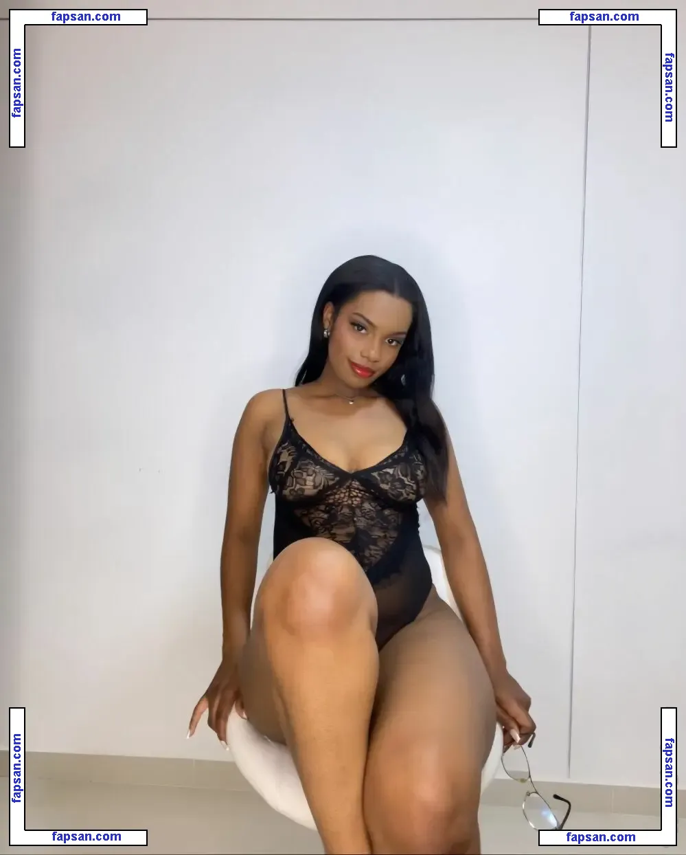 AlanaBale nude photo #0010 from OnlyFans