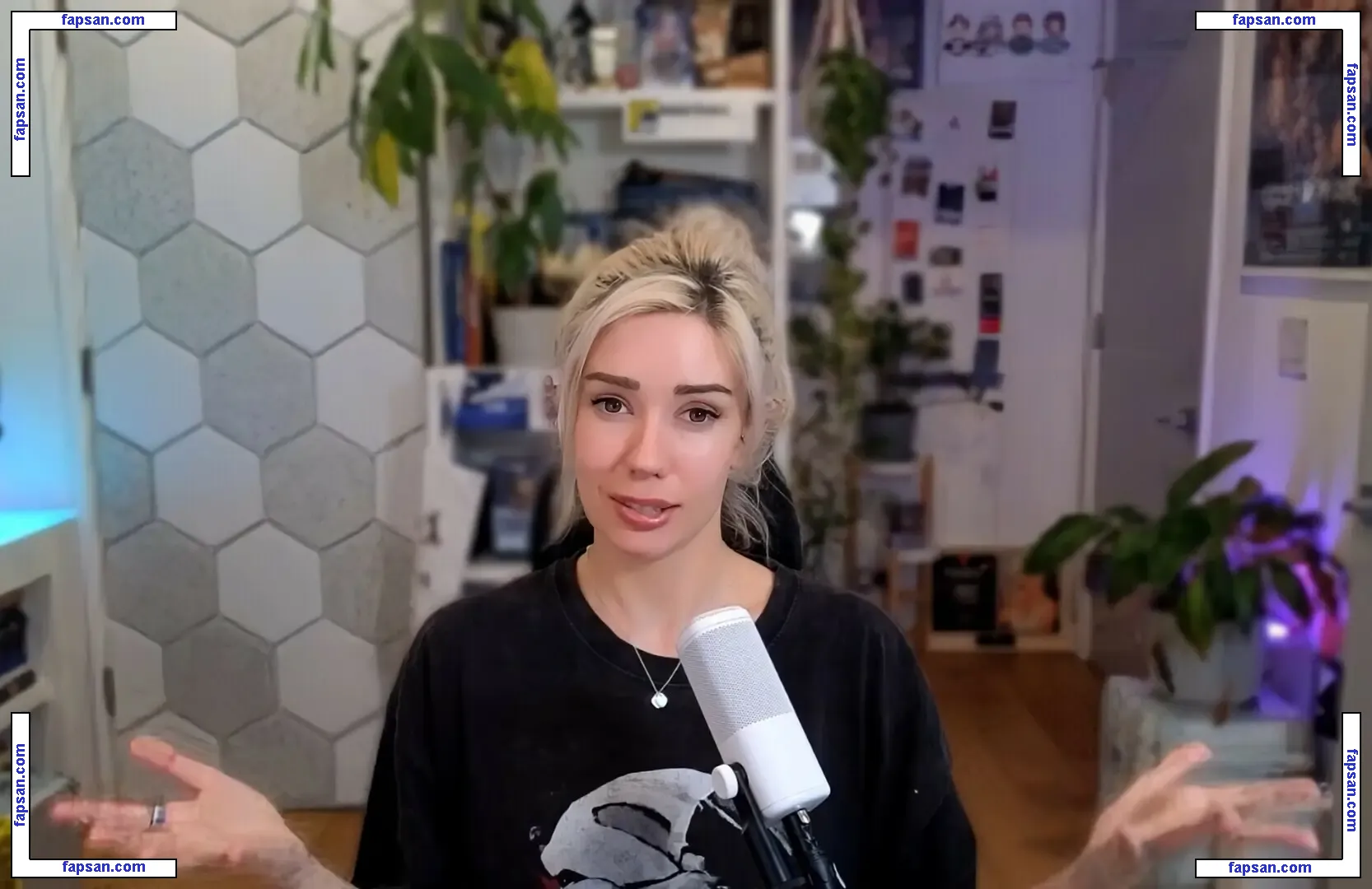 Alanah Pearce nude photo #1003 from OnlyFans