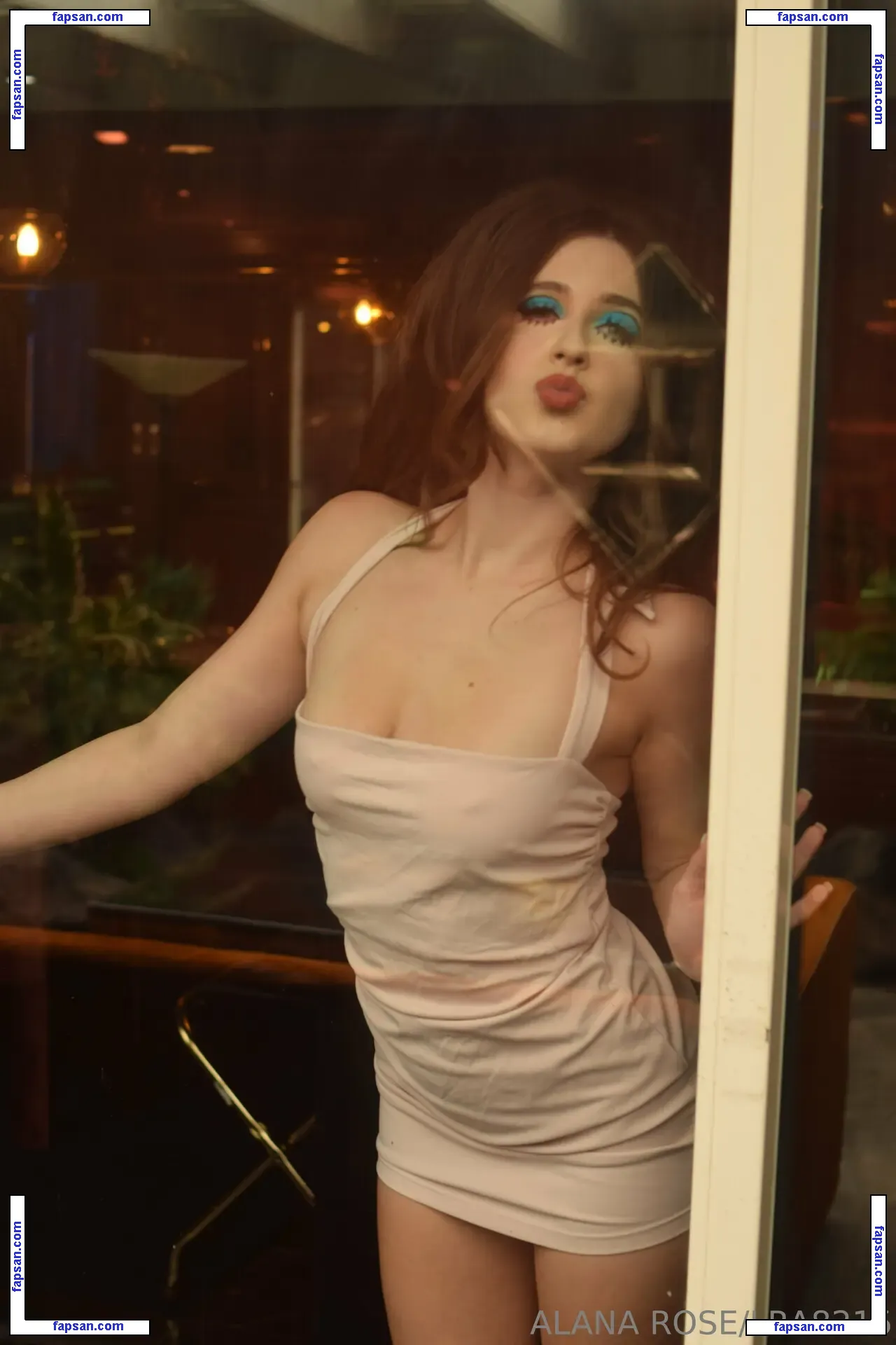 Alanarose8 nude photo #0339 from OnlyFans