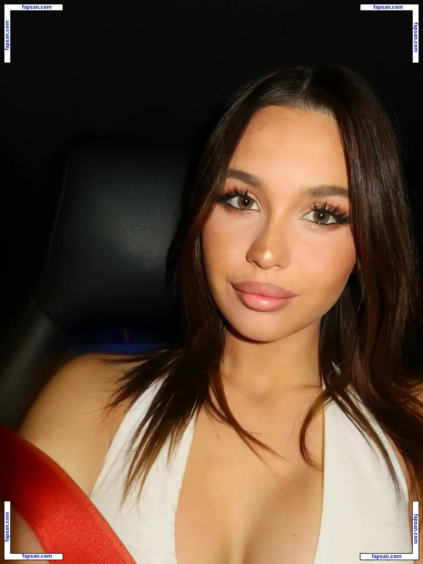 Alarah Riesse голая фото #0026 с Онлифанс