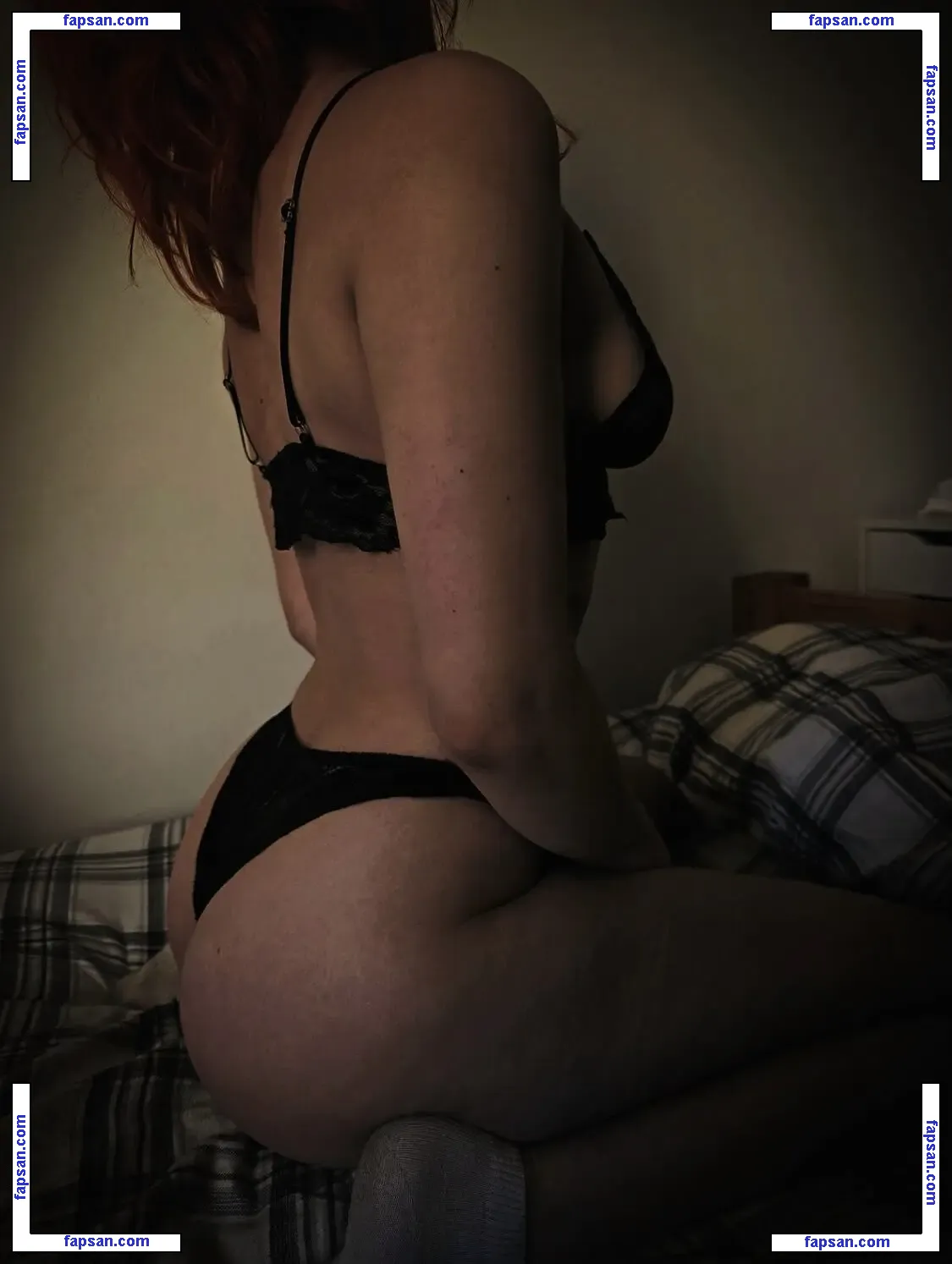 Alaska Zade nude photo #0025 from OnlyFans